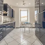 H11 Maison Bleu Centro - Ariston סנרמו
