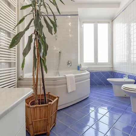 H11 Maison Bleu Centro - Ariston Apartment Sanremo