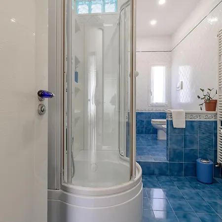 H11 Maison Bleu Centro - Ariston *